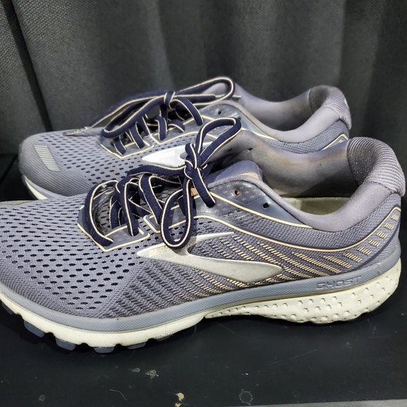 Brooks Ghost 12 Grey Women's Running Shoes - Size 7.5 - Picture 2 of 7